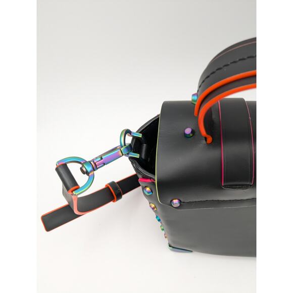 Michael Kors Manhattan Medium Contrast-Trim Leather Satchel in Black neon - Picture 12 of 16